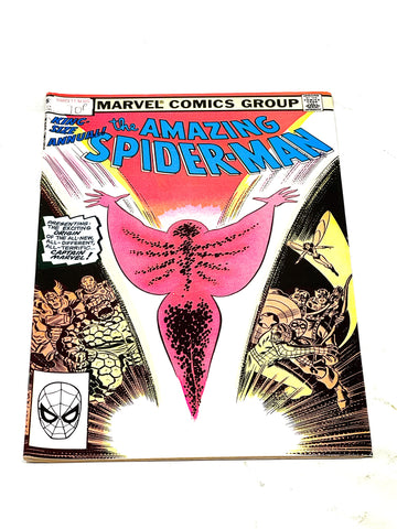 AMAZING SPIDER-MAN ANNUAL #16. FN CONDITION.