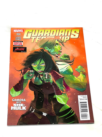 GUARDIANS TEAM UP #4. NM CONDITION