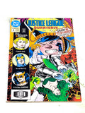 JUSTICE LEAGUE QUARTERLY #6. VFN+ CONDITION.