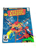 JUSTICE LEAGUE OF AMERICA #231. VFN- CONDITION