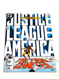 JUSTICE LEAGUE OF AMERICA #261. VG+ CONDITION