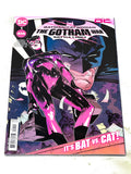 BATMAN/CATWOMAN - THE GOTHAM WAR: BATTLE LINES #1. NM- CONDITION.
